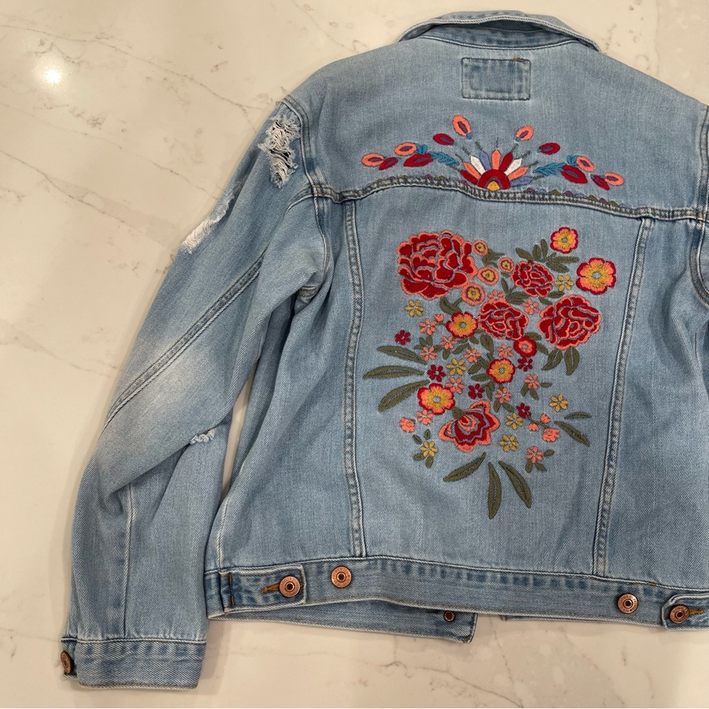 Forever 21 Embroidered Oversized Denim Jacket - Picture 14 of 16